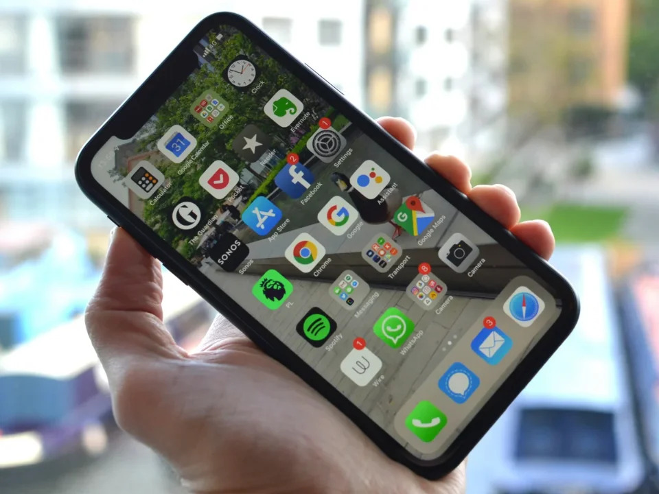 iPhone XR 64GB - État impeccable - Grande Comore